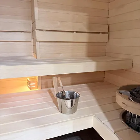 Kolmio - Mall Of Tripla Helsinki